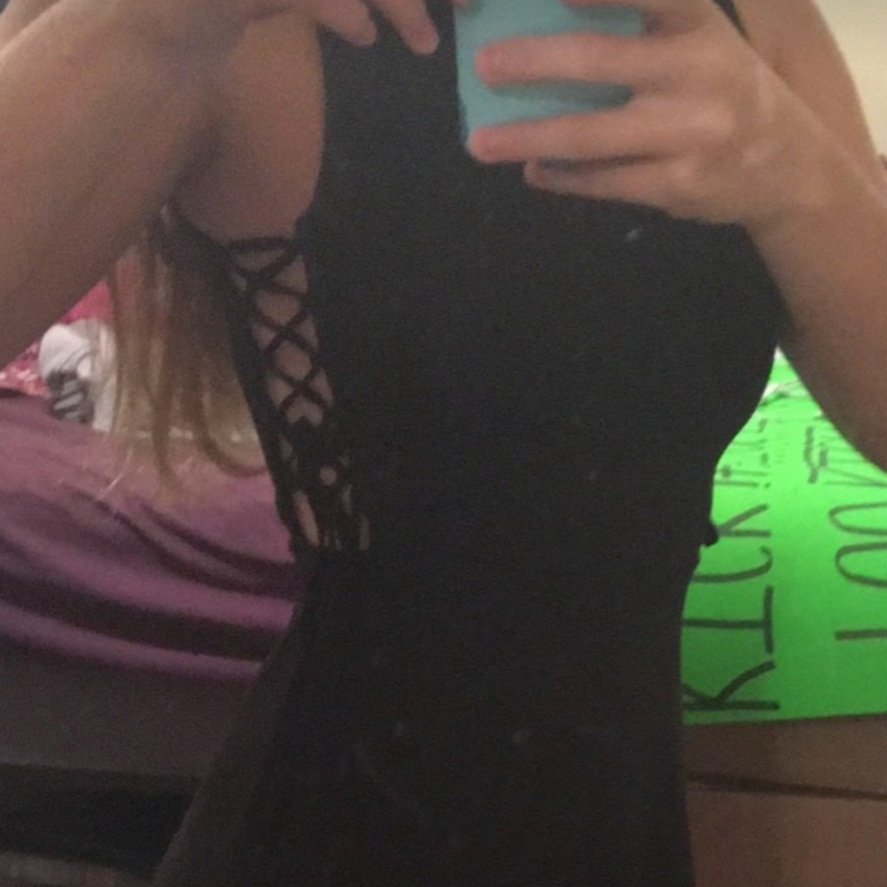 Dress - Picture 2 of 3